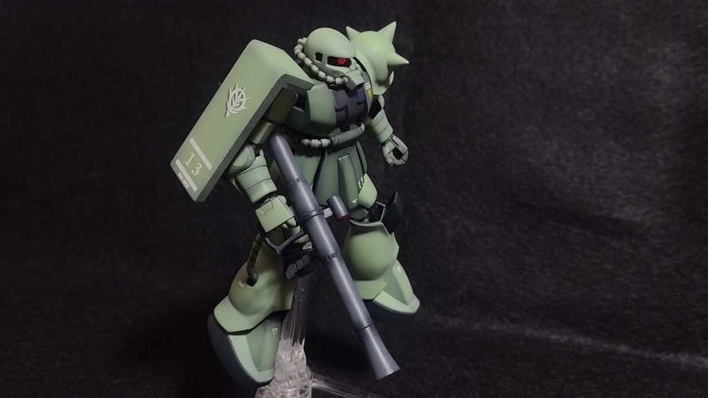 製作は簡単なバランス変更と全塗装、ミキシングビルドとなります。