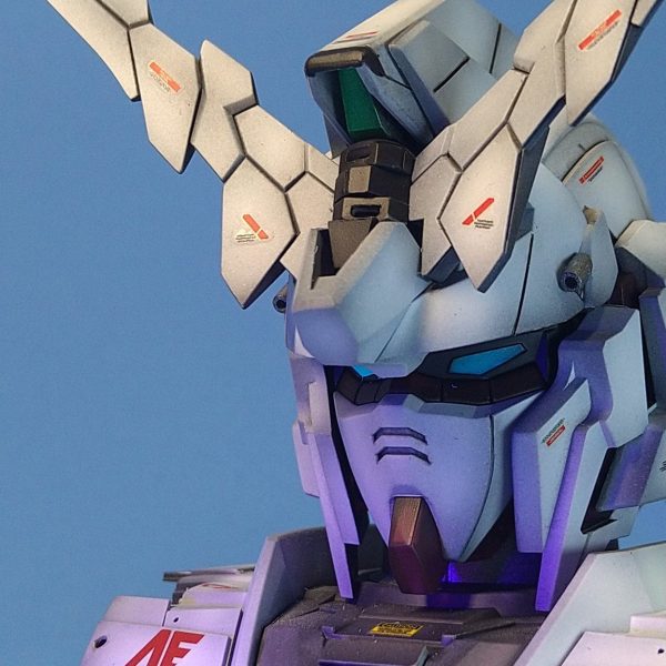 ユニコーンガンダムヘッドディスプレイ