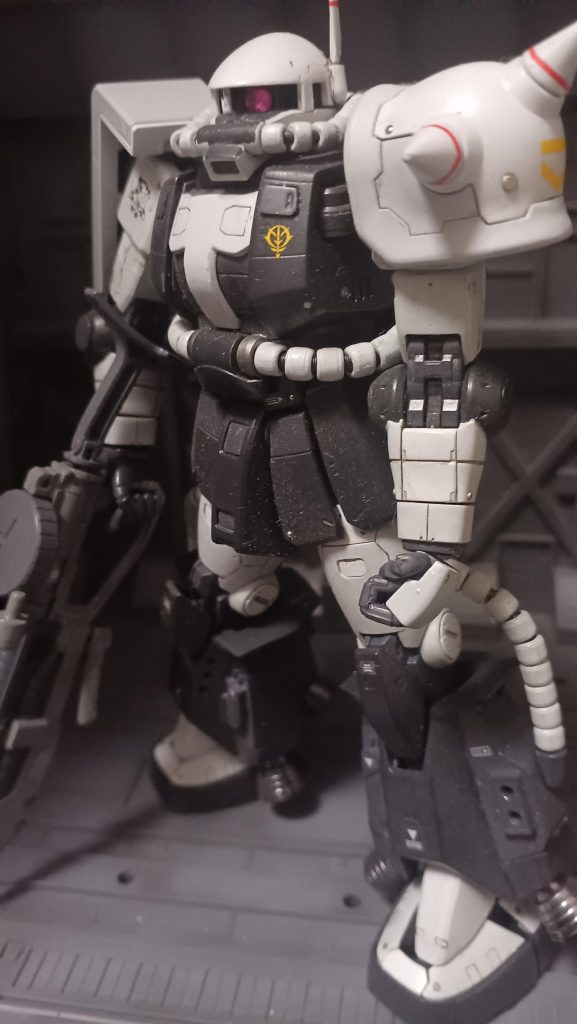 エリックマンスフィールド専用ザク–2枚目/制作者：みっつ