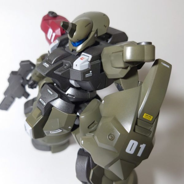 ディランザ　レッドショルダーカスタム