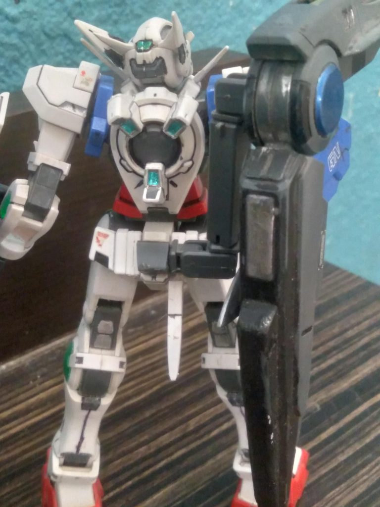 Used some parts from hg build custom sets to make the attachment mechanism. I just realized I lost a beam saber handle haha