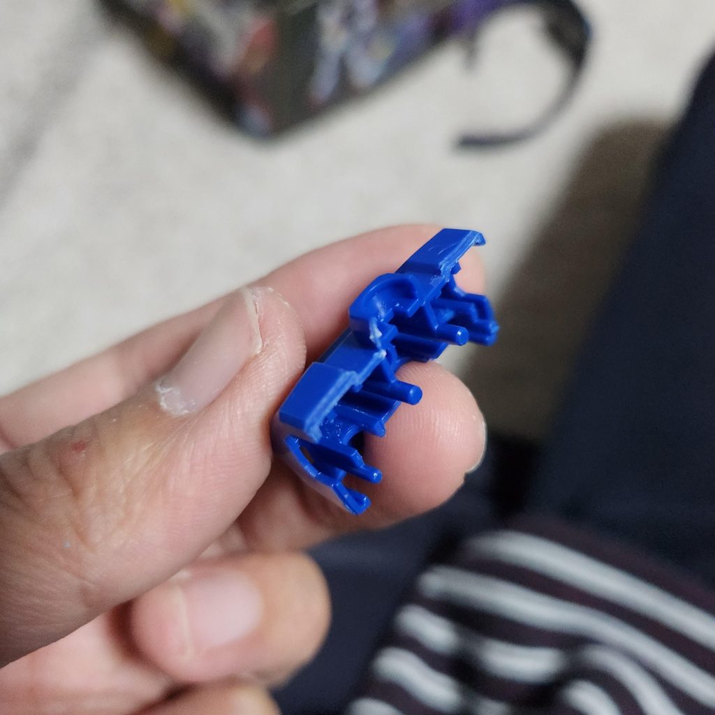 肩部分段落ちモールド化