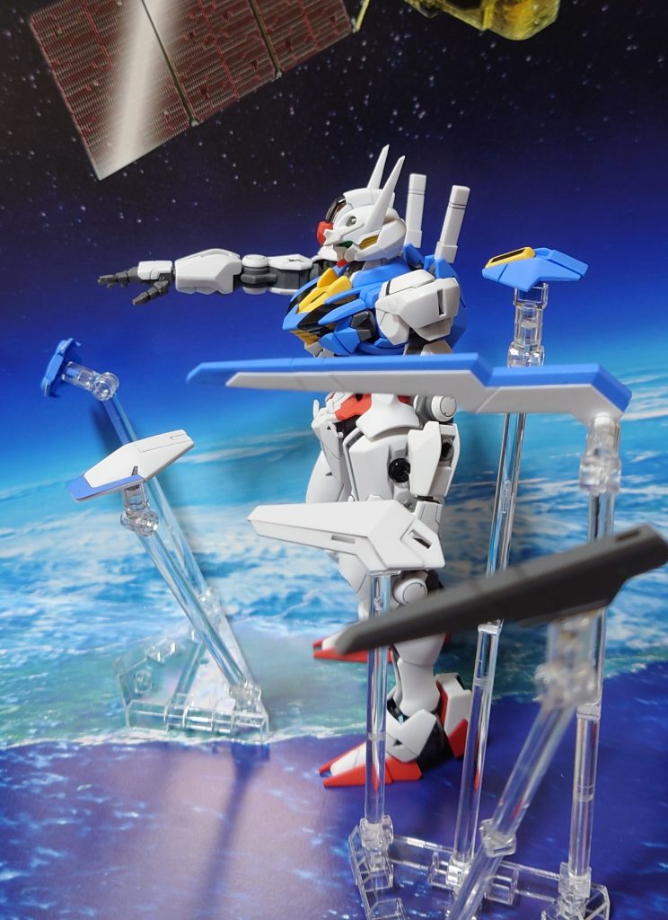 HGTWFM 1/144 ミラソウル社製フライトユニット装備、水星の魔女 ウェポンディスプレイベース–3枚目/制作者：黒井 響介