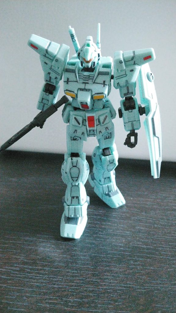 いじってたらたまたま良さげに歩くスタイルに。なんか08小隊でこんなのあった気がする