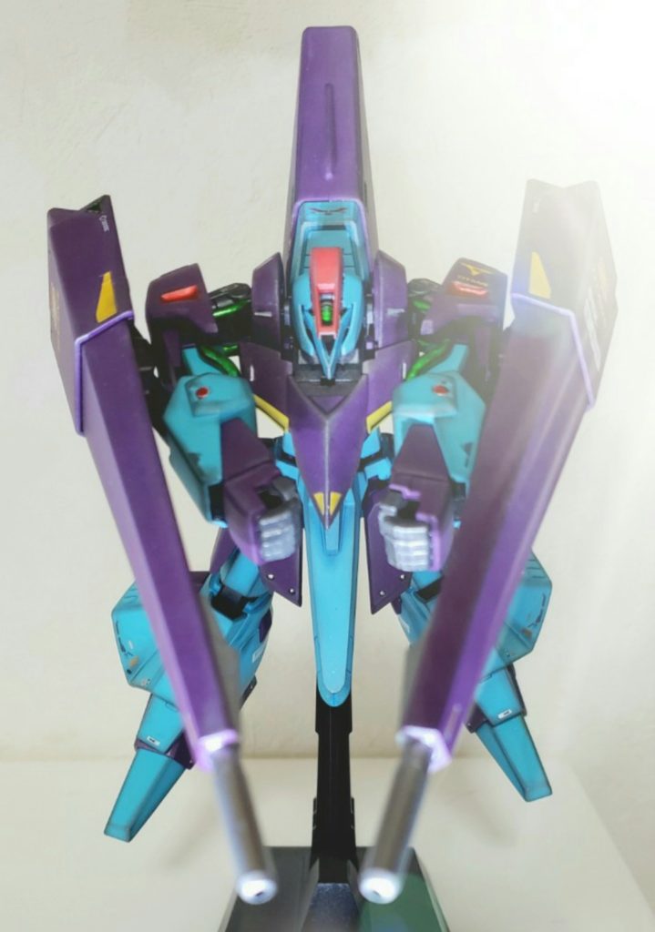 降下中の戦闘でも動きが違うんだよ！機動性はこっちが上だって言っただろ…