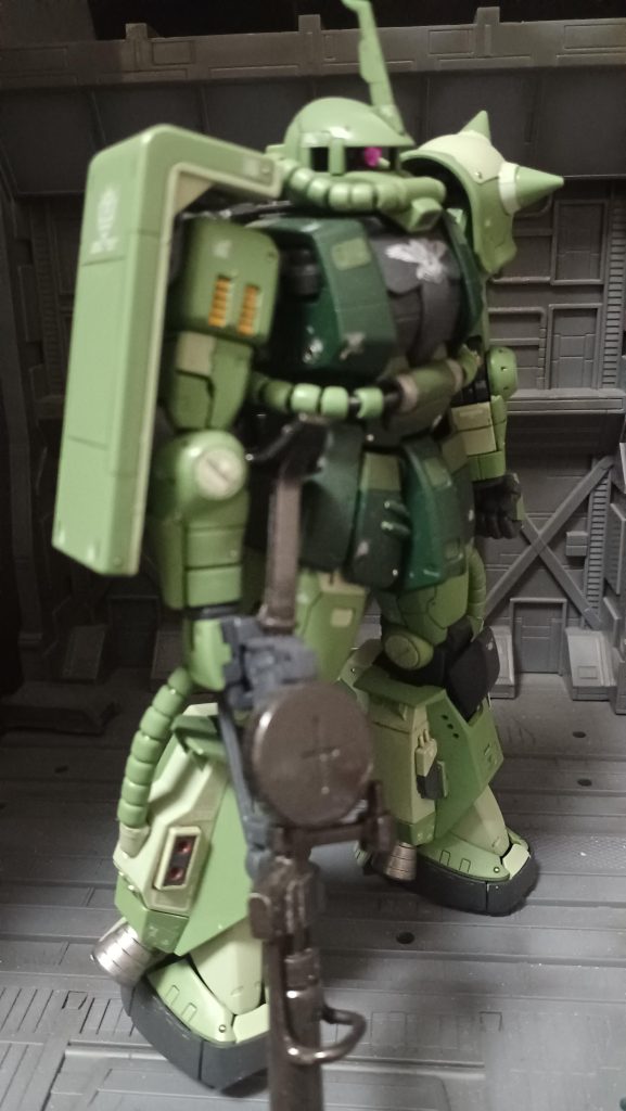 ヴィンセント専用ザク–3枚目/制作者：みっつ