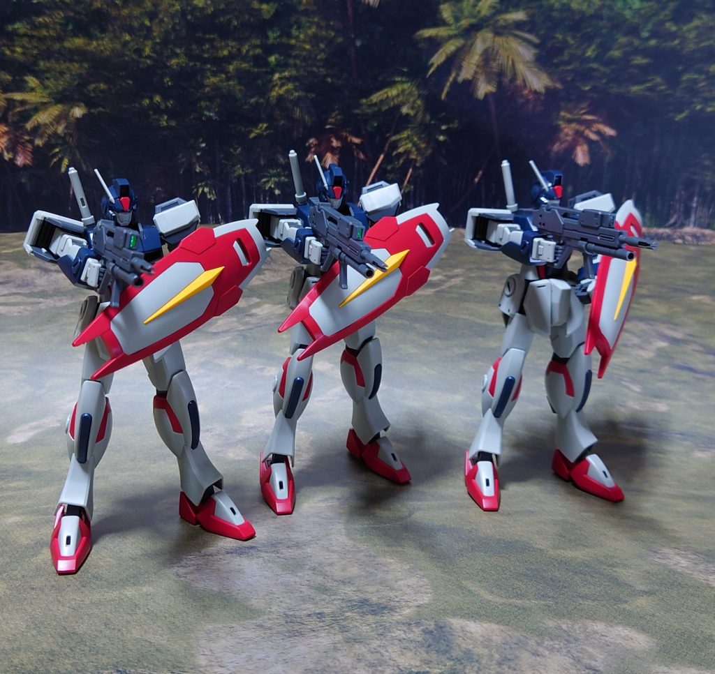 整列してのビームライフル偏差射撃。