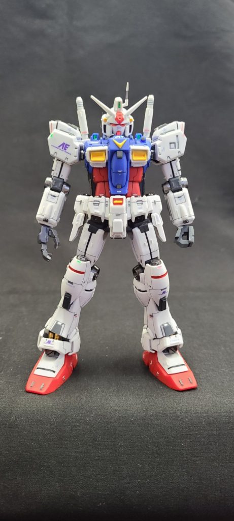 怒り肩が出来るように取り付け加工、肩の前後スイングが出来るようにし、あご引きが出来るように首、あごを削りこみ