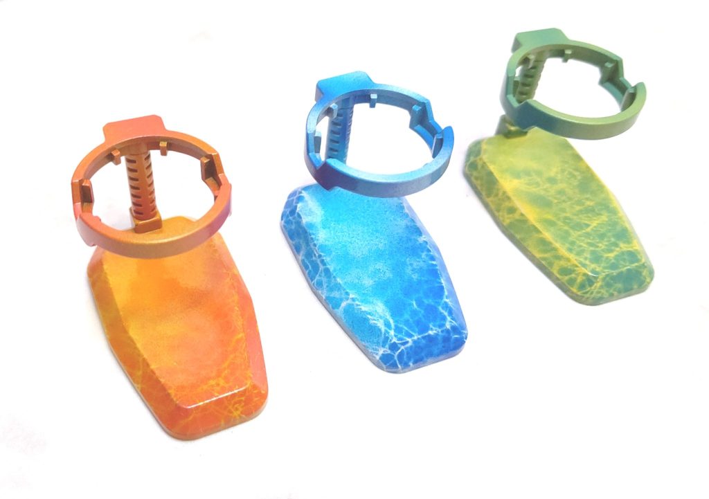 台座は属性ぽいカラーに。。