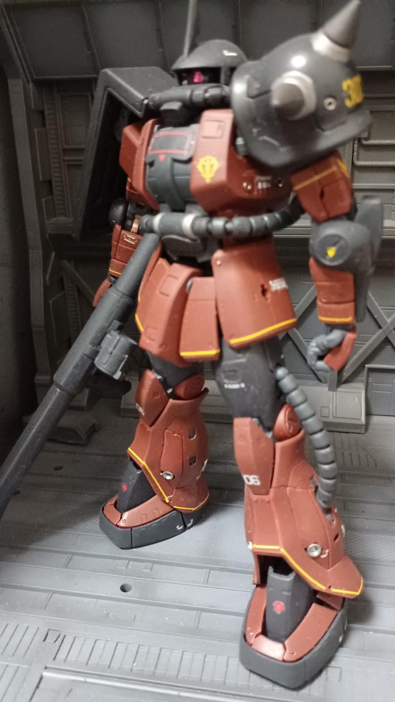 MS-06Sギャビー·ハザード専用ザク–2枚目/制作者：みっつ