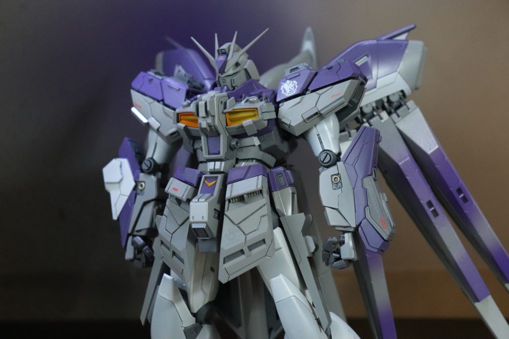 目立つ部分を中心に工作を行いました。胴体、フロントスカートの工作が気に入っています。