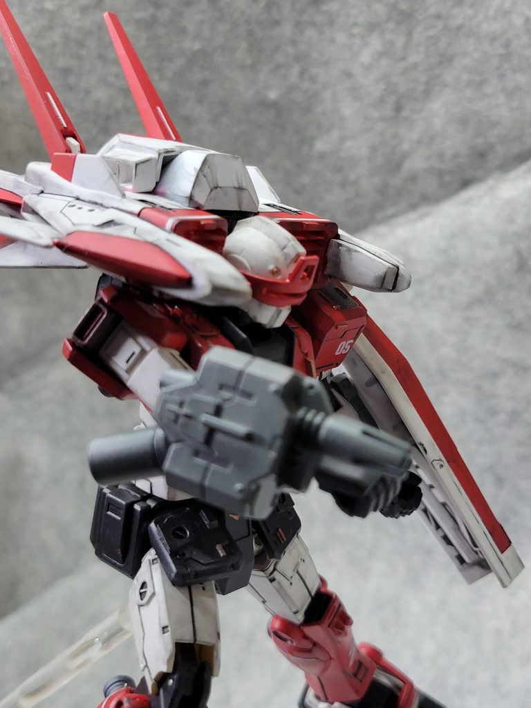 ビームスプレーガンみたいなの腕に付けました！非力です！でも嫌いじゃない！