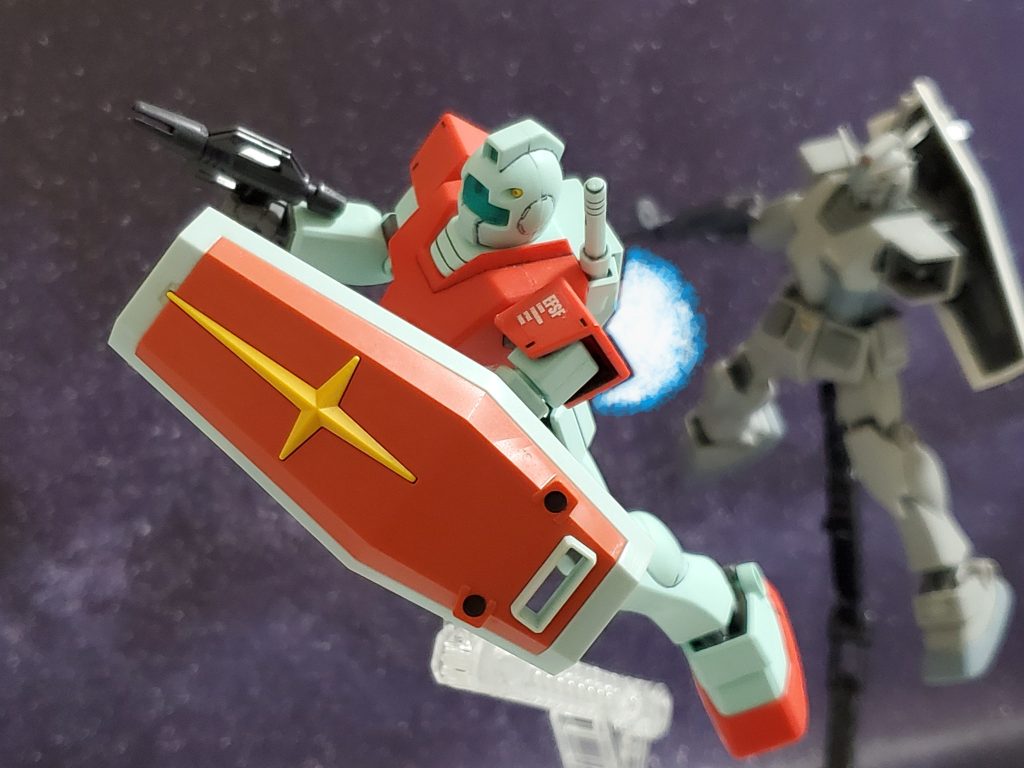 しかし、あと一歩まで追い詰めた所に連邦軍の増援が到着～😅💦ガンダムタイプに大きなダメージを与えたがやむなく撤退😣❗ソロモン特殊攻撃部隊は戦場を後にするのであった✨この後、バウアー中佐はソロモン、ア・バオア・クーでの戦闘をくぐり抜け、MS191機、戦艦4隻のジオン軍第2位の戦績を残すのであった……💫以上、私の妄想によるノルディット・バウアー中佐の搭乗した高機動C型ザクII(S)の活躍、そしてG-3ガンダムとの対決でした～😊🎶