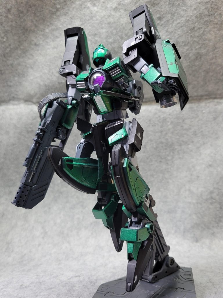 スローネアインが手元にあってコイツを気ままに改造してみよう！から作り始めました。