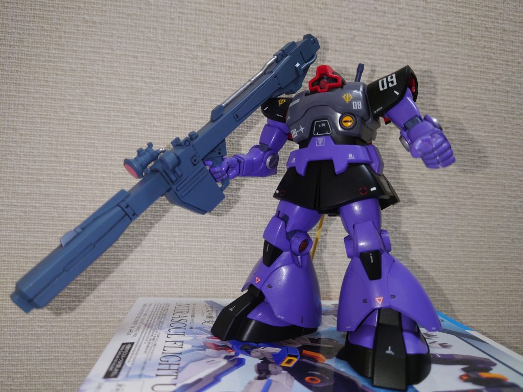 エアリアルの箱を踏み台にしました(笑)3体買ってジェットストリームアタックもありかもしれませんね。