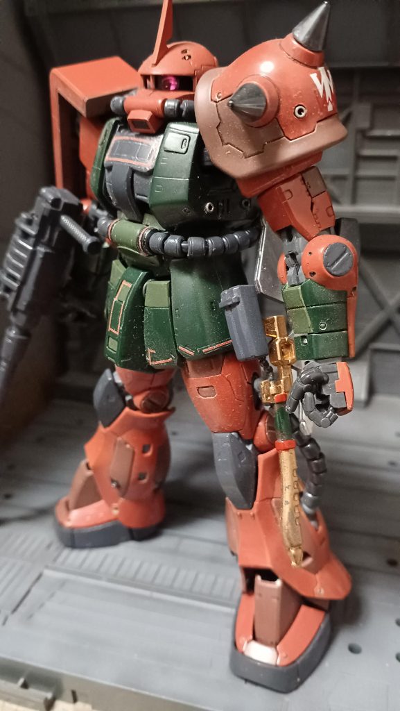 MS06FSガルマ·ザビ専用ザク–2枚目/制作者：みっつ