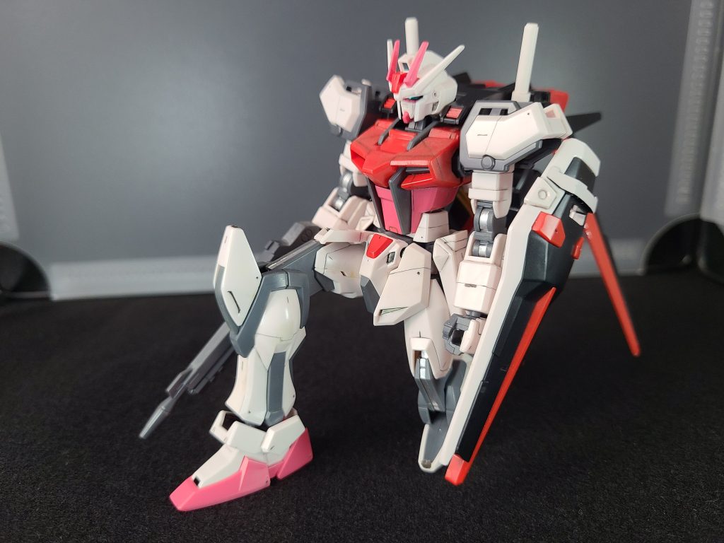 立ち膝もかっこいいです。