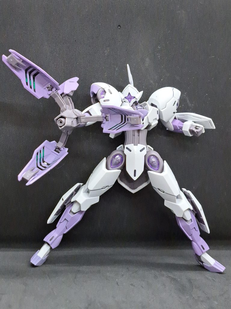 ビームブレイサー展開。クロー展開させるの忘れてますが、許してください(^-^;