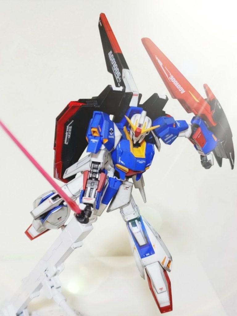 パケ写風に!RG版は酷評しちゃったけど、なんだかんだとZガンダムは大好きな機体なので買って作っちゃいますねwMG Zガンダムver.ka、買えるといいな……
