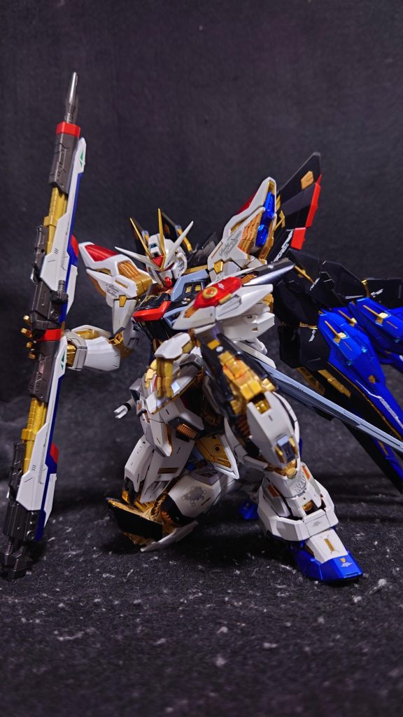 塗ると地獄見ますけどパチ組するならパーツ数の割には組み易かったです