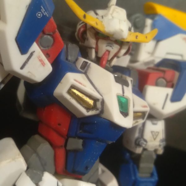 Hello Gunsta! I wanted to show the progress on my Geminass custom build. It has a mix of parts from the hgac Geminass, hguc V2, to the hgbb livelance heaven, hg astray red frame, and hg barbatos. There is another form of this Gundam which will be displayed later. For now, I'm working on the custom head/vfin combination as well as the backpack and it's layout. I'm really wanting some sort of wings. Perhaps the 30MM air fighter would work? We will see. I will continue to work and hopefully soon will be able to present another custom build（3枚目）