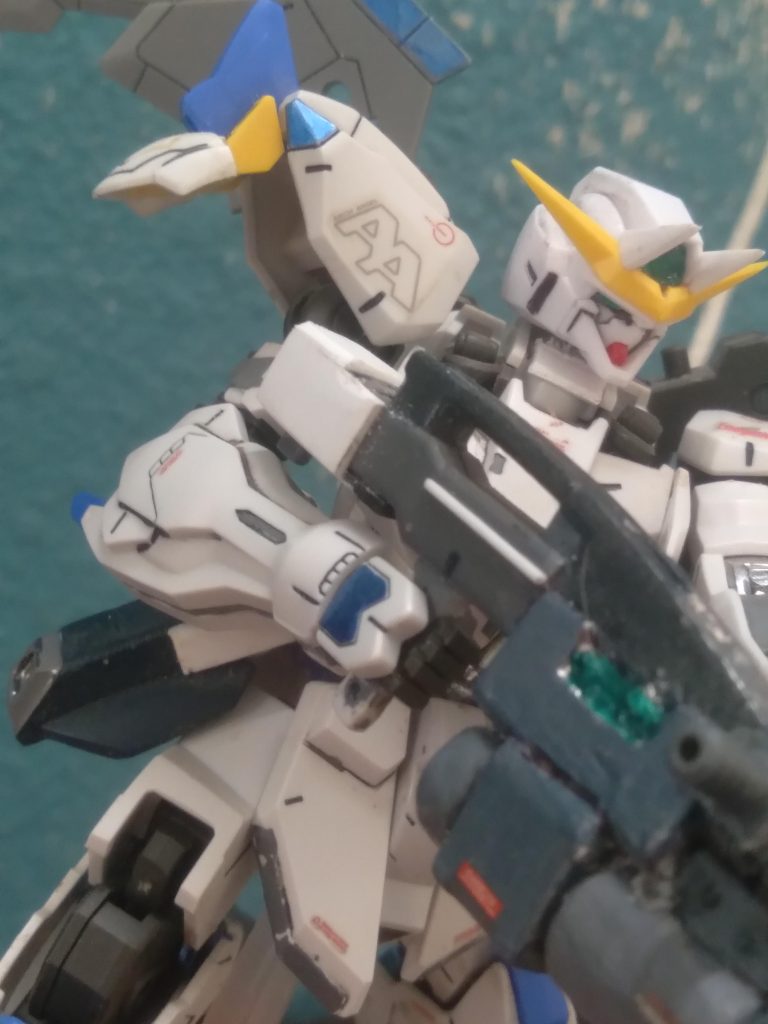 The head is from the hg Raphael 