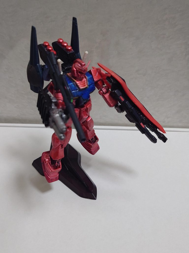 キャスバル専用ガンダム–3枚目/制作者：リュウキ