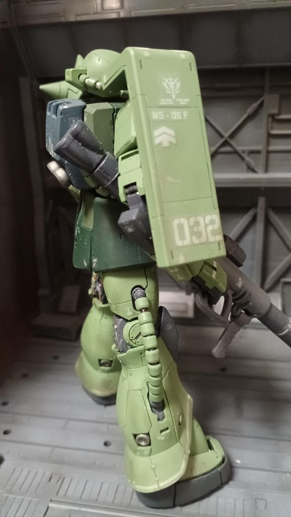 MS-06F–4枚目/制作者：みっつ