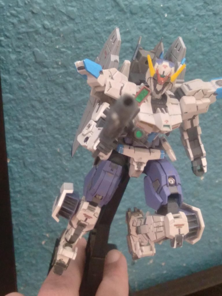 The lightning gundam's rifle works great here as well