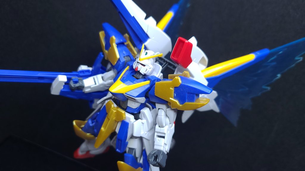 光の翼パーツも付けると見ごたえ抜群可能ならキットに付属しても良かったのでは…