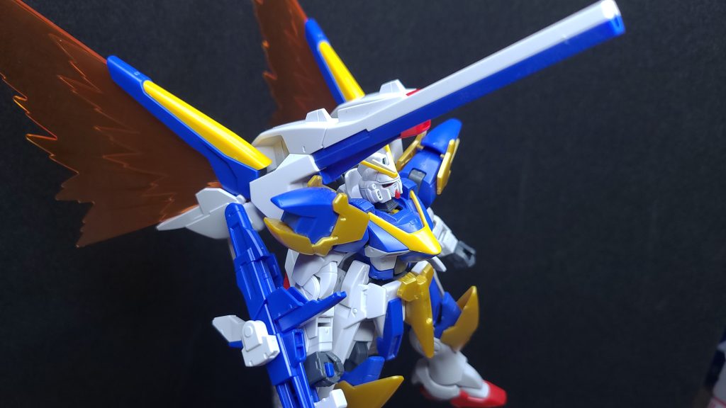 劇中では早々に破壊されてしまうバスターパーツとは言えその長い砲身がカッコいいんですけどね！