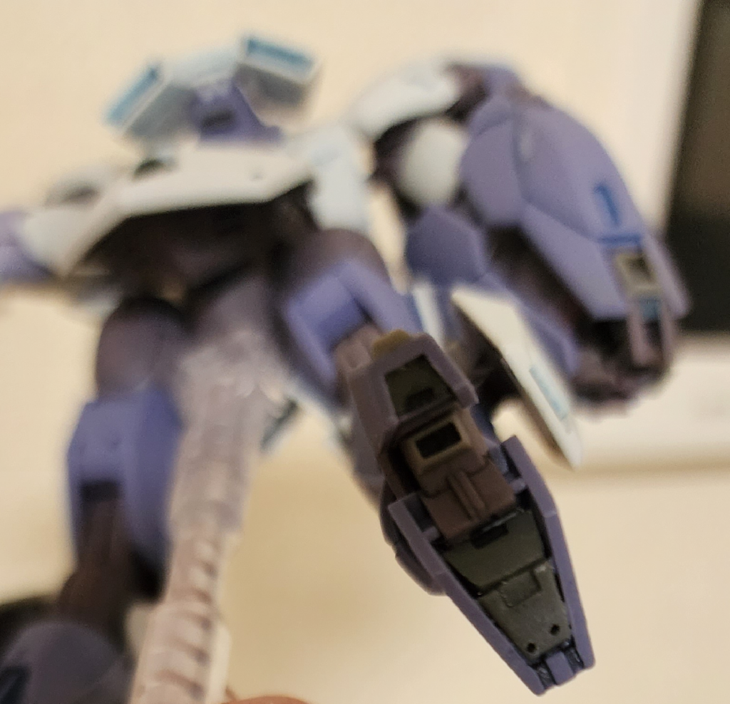 足裏は稼動を殺さないように穴埋めしてます。