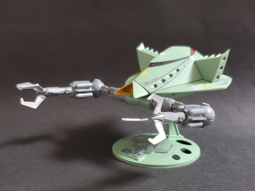 こちらは今回、敵役に抜擢されたMAビグロ君❗BOOKOFFで売られているのを偶然見つけ、急遽購入し制作しました😅💦久しぶりの接着剤での組み立ては四苦八苦😓💦今のガンプラに慣れてしまった私には少々きつかったです~😆💦今回は全然手を加えられなかったですが、次回チャンスがあればモールドを加えたりカラーリングも変更したりしてみたいです🎵