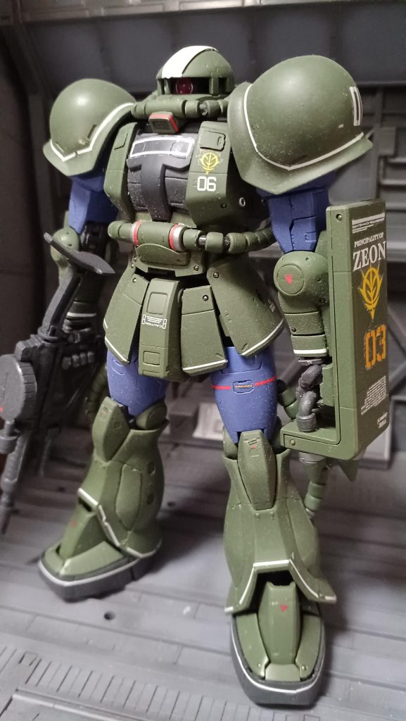 MS-06A–2枚目/制作者：みっつ