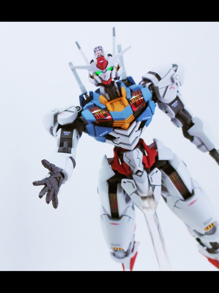 製作中はもっぱあらアニメを視聴していましたが、先に進むほど見るのが辛くなるのはなんなんでしょうね…。続きが見たいんですが、見たくない…。エアリアルのどことなく幼く見えるデザインやスレッタやママンの言動に少し違和感を感じていたのですが、もはや嫌な予感しかありません…。