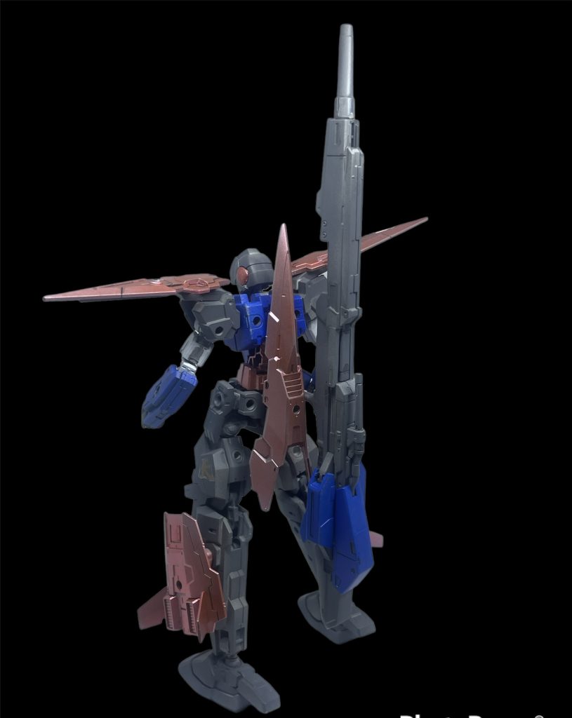 三日月とは互いに惹かれ合っていたが、極秘任務中に消息不明となる。機体は鹵獲されパイロットは自決したと噂されていたが真相は定かではない。三日月はその後、別部隊に編入され月光のもとを去る事になった。