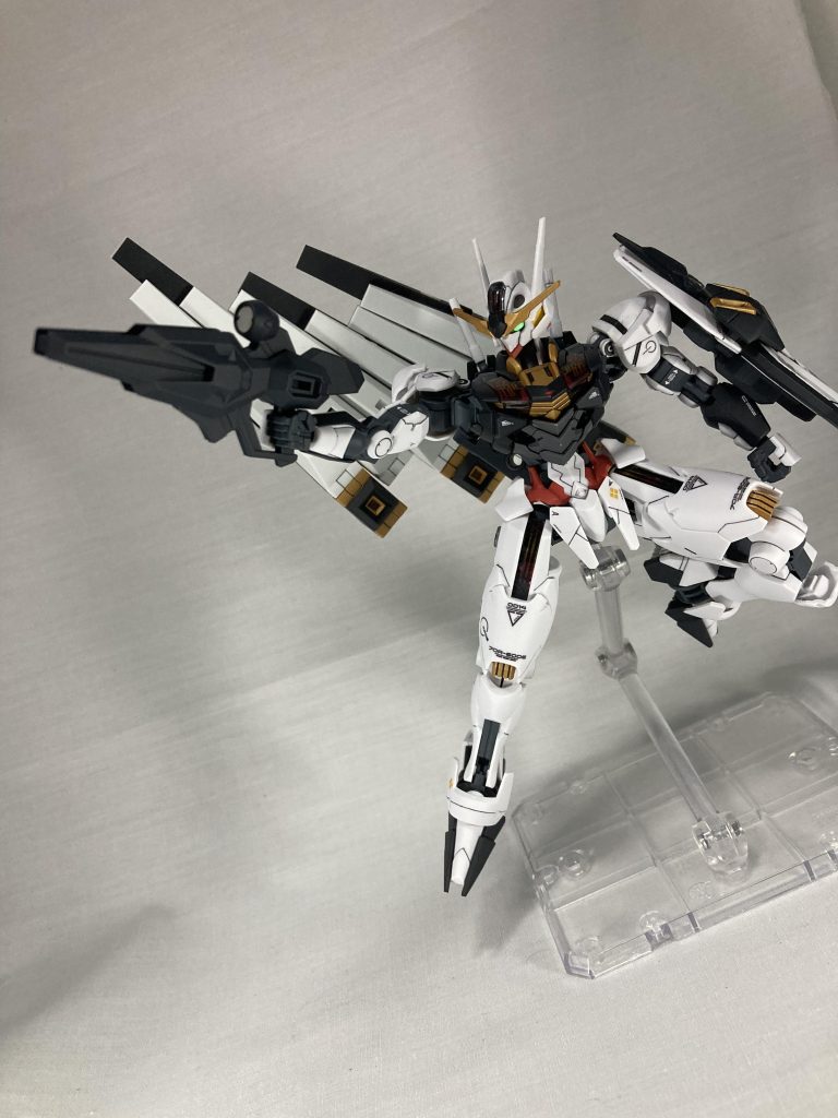 なんかちょっとどんくさそうな雰囲気になっちゃった射撃ポーズ