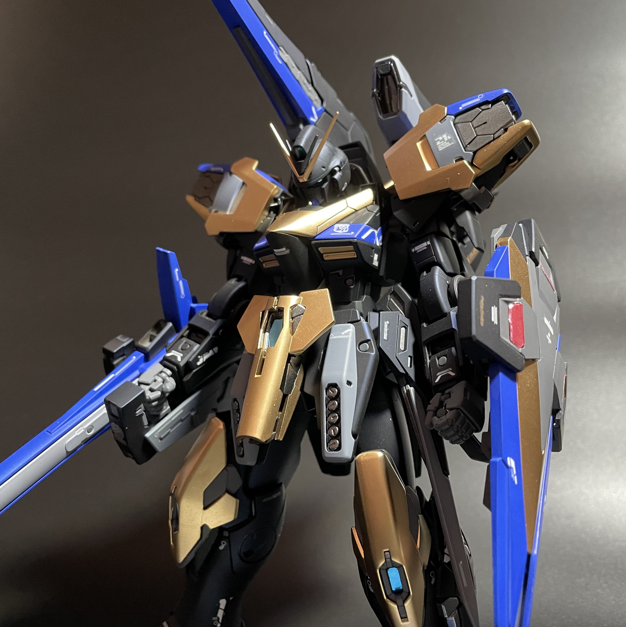 HG 1 144 バスターガンダム 塗装完成品 - プラモデル