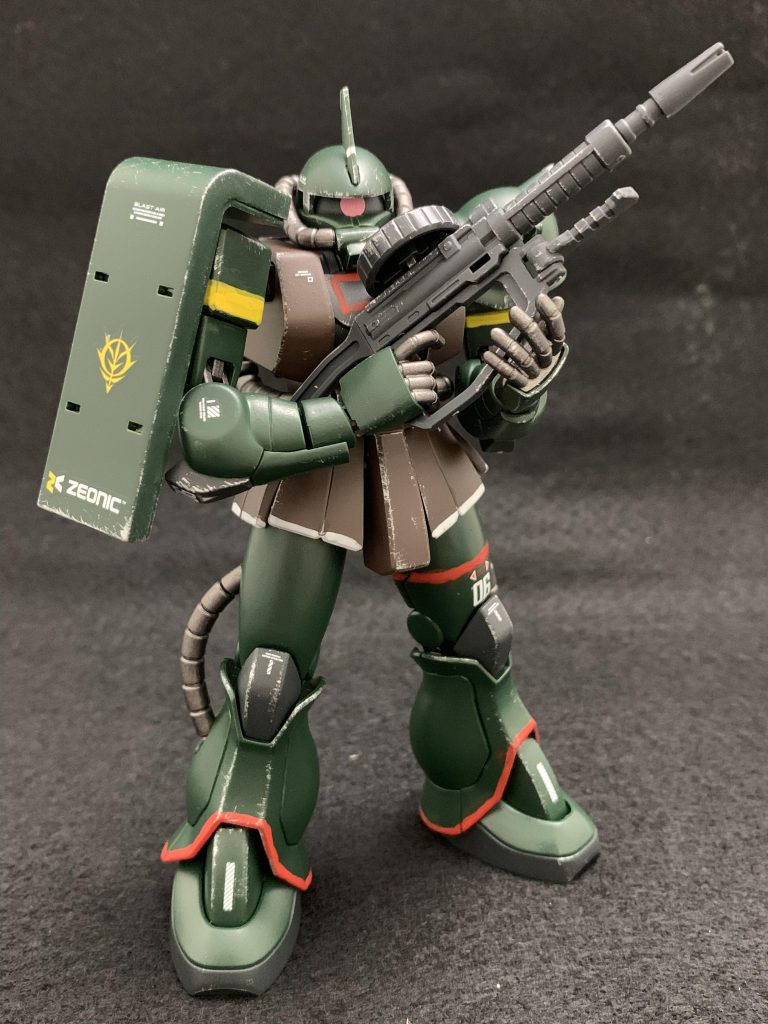 少しだけウェザリングをしています。