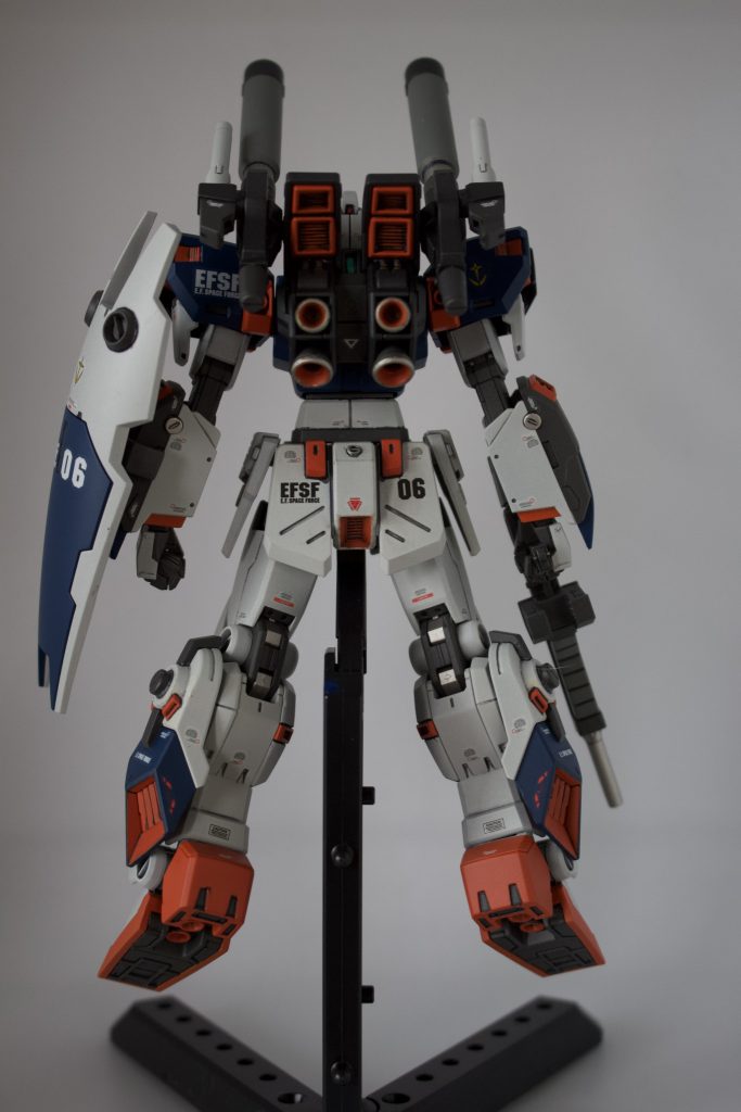 背面からのショットです。