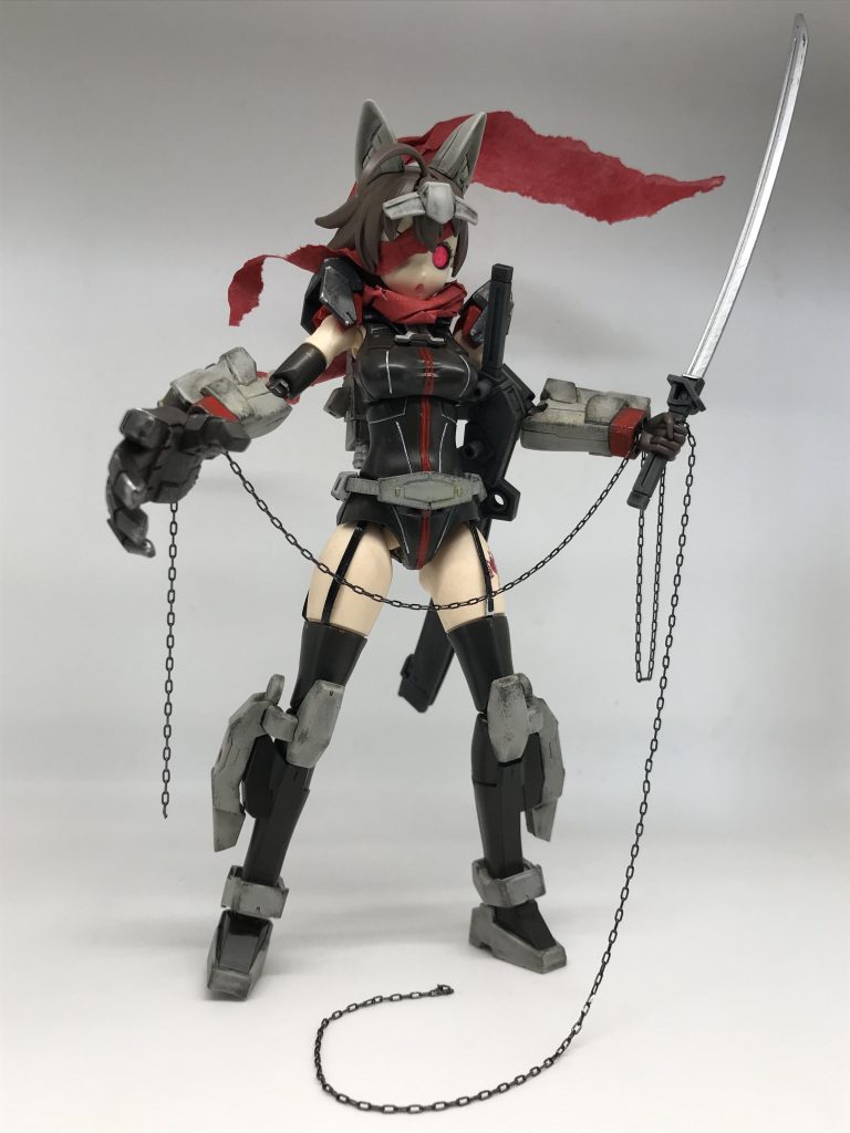 浮遊してないと少し間抜けな感じが…こんなヤツに殺されたくない😨チェーンは鎖鎌風にしたかったけど、妥協して腕に巻いただけ😅