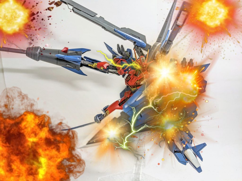 かっこいいですが一枚撮るのに8分くらい掛かるほどポージングが決まりません…手首のボールジョイントがすぐへたりそうなので素立ち飾るのが一番かっこいいし一番保ちます…多分