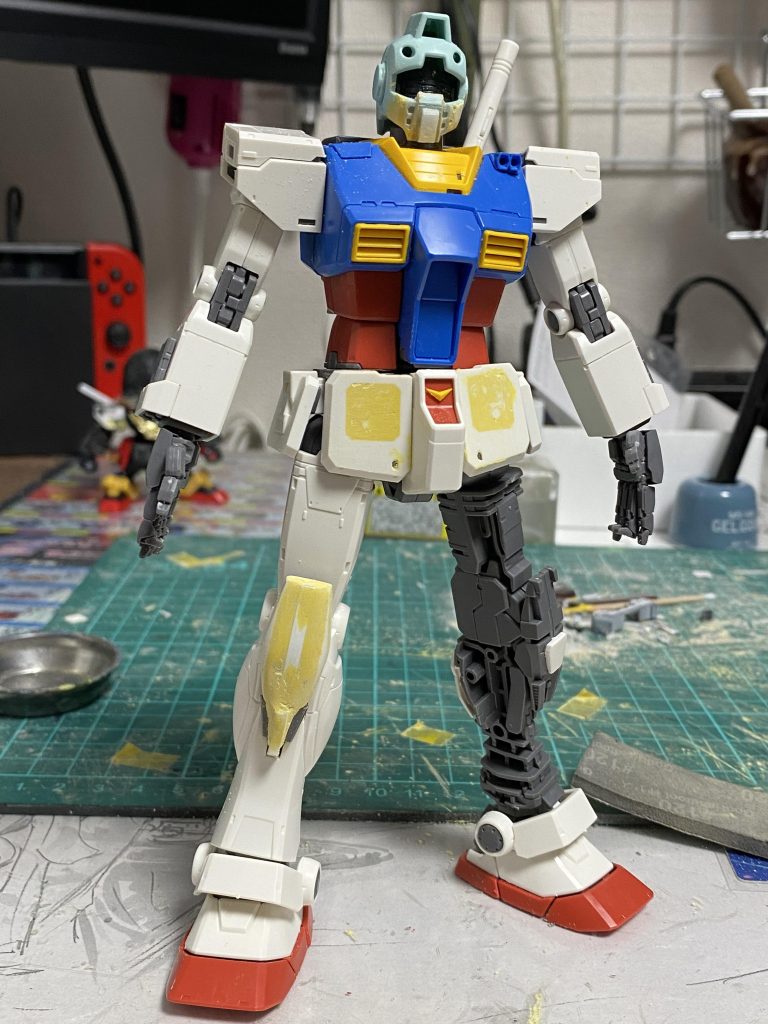 本来ならもっと丸顔なんですが、1.0ジムベースなのでシュッとしてます。なるたけ寄せるようには頑張りました。