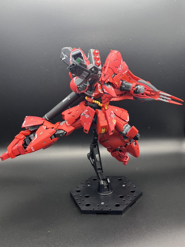 以下ブンドド。引き出し機構が各部にあるのでこの大きさながらよく動きますね。