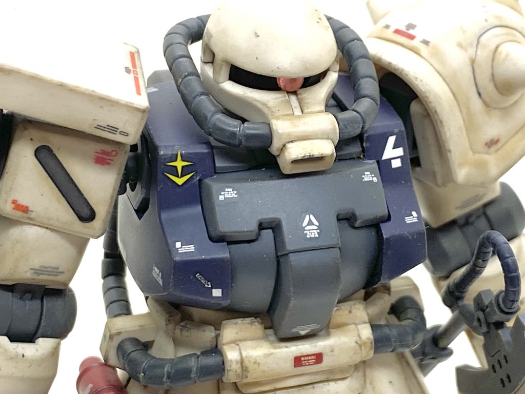 お気楽汚しのおかげでリアリティーは出たと思います。