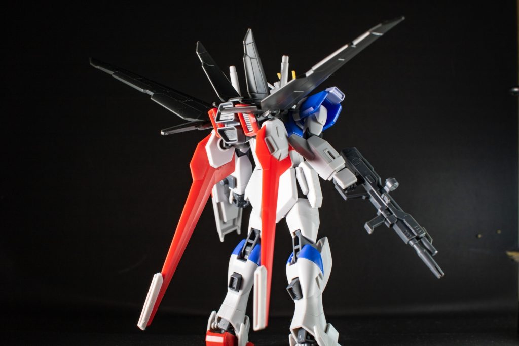 斜め下から。とーーーっても、好きな画角。やっぱりフォースシルエットかっこいい〜!