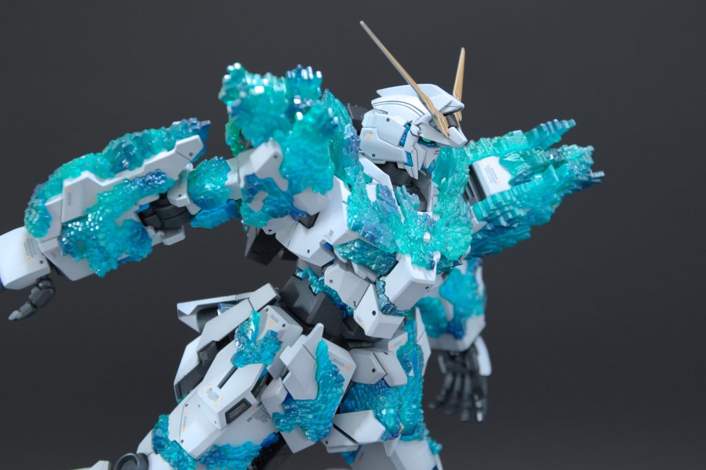 MG ユニコーンガンダム(光の結晶体)–5枚目/制作者:Hase205