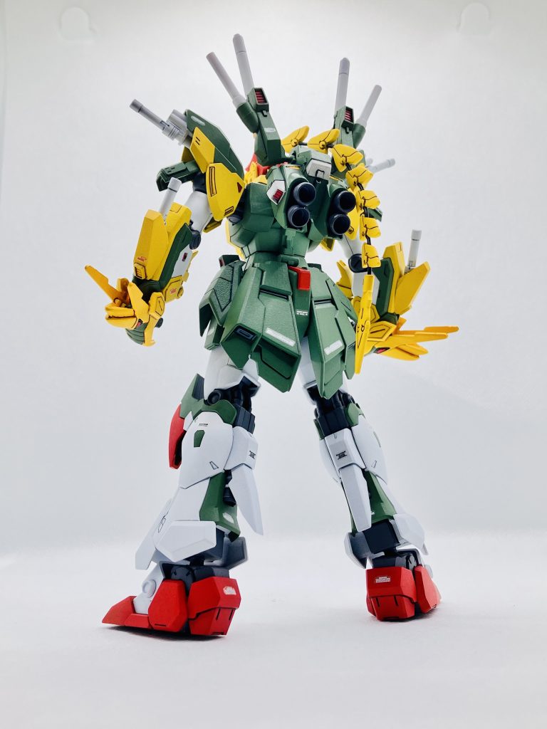 戦う場所を選ばない適応能力の高い機体