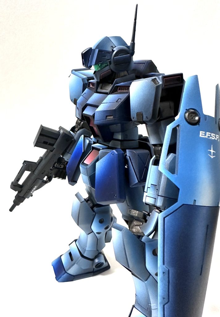 横顔がカッコいいです。