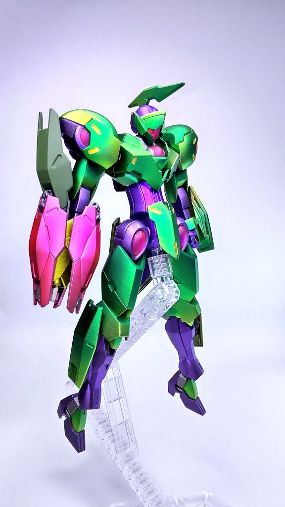 この状態が蕾っぽいです。